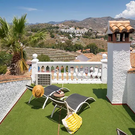 Lambda House Piscina Y Parking *
