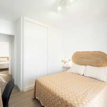 Appartement Lambda House Piscina Y Parking